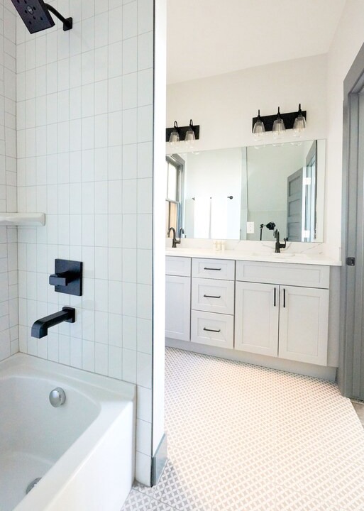 Photo of Bathroom in Uptown