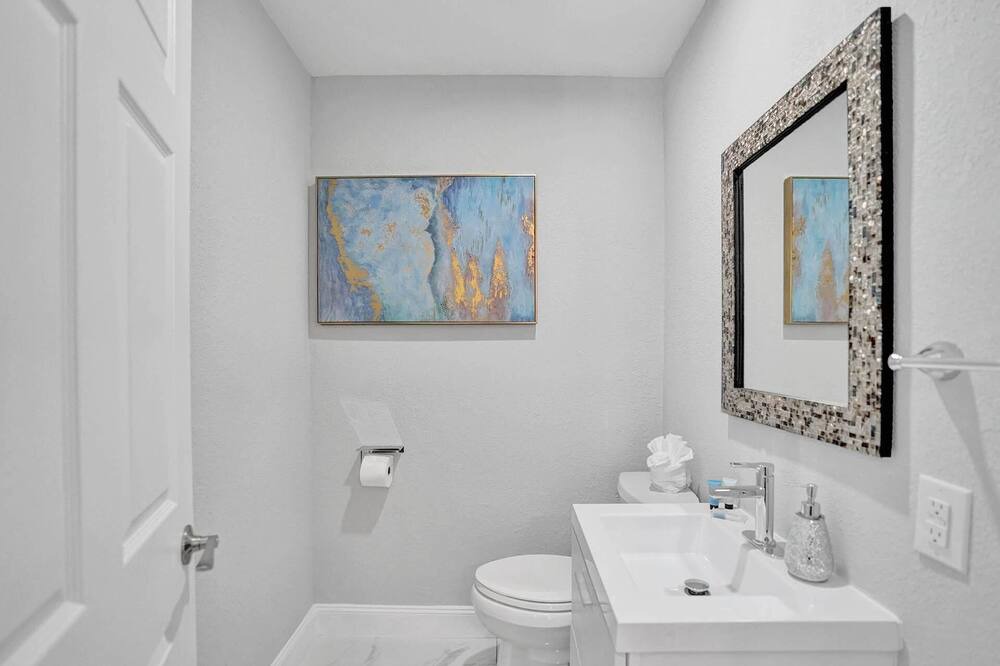 Photo of Bathroom in Lighthouse Point