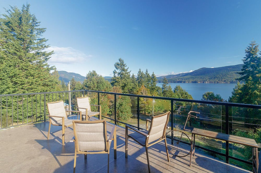 Photo of Patio Balcony in Cowichan Bay