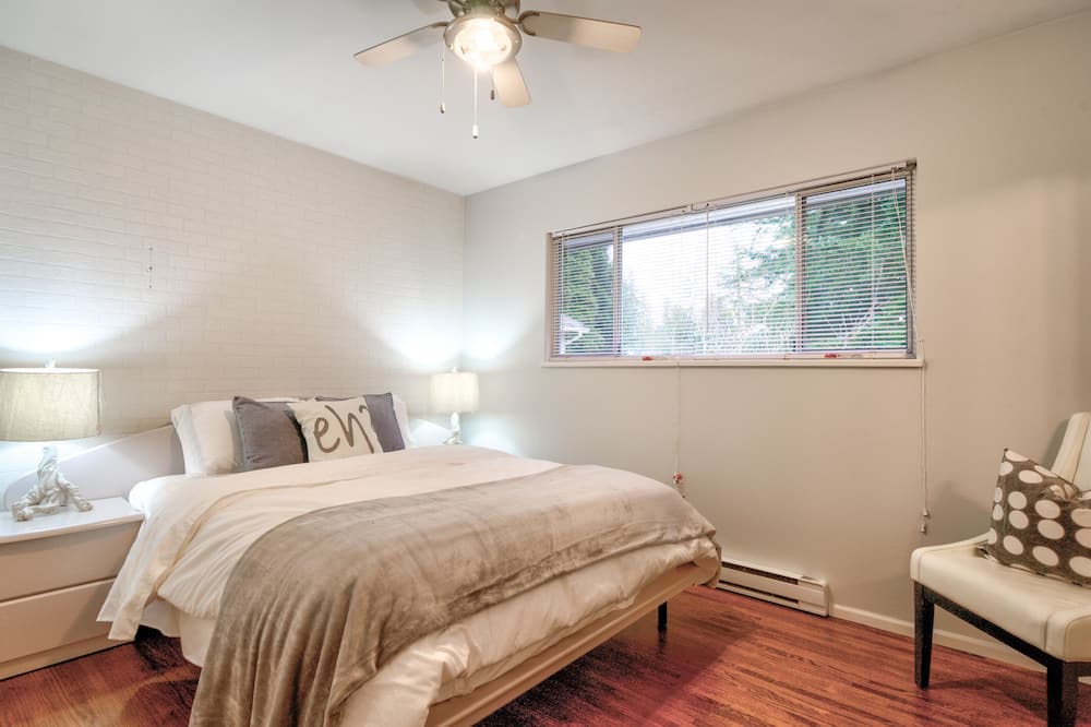 Photo of Bedroom in Coquitlam