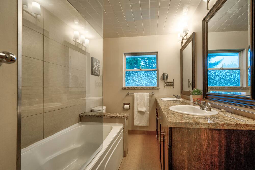 Photo of Bathroom in Coquitlam