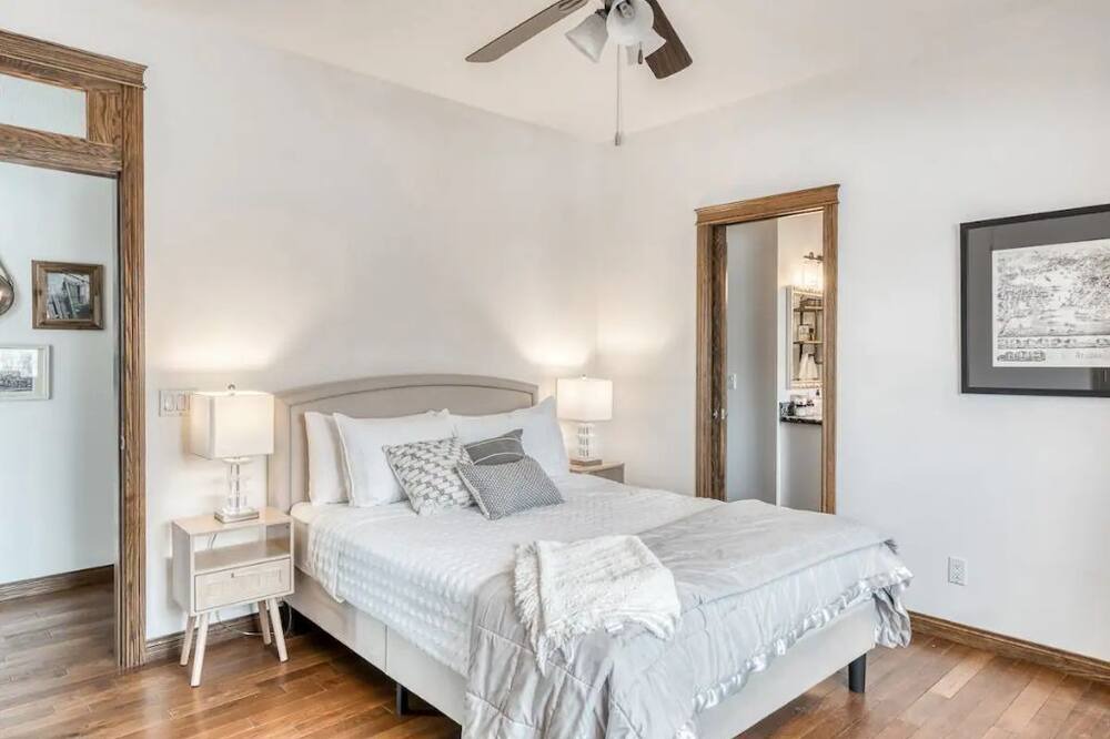 Photo of Bedroom in Airdrie