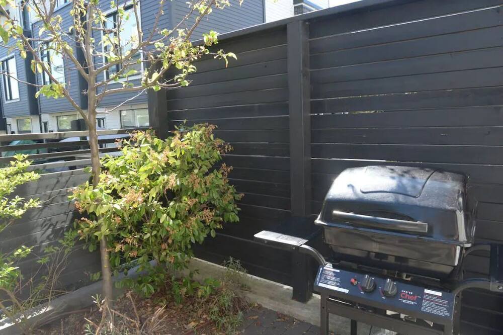 Photo of Others in Kerrisdale