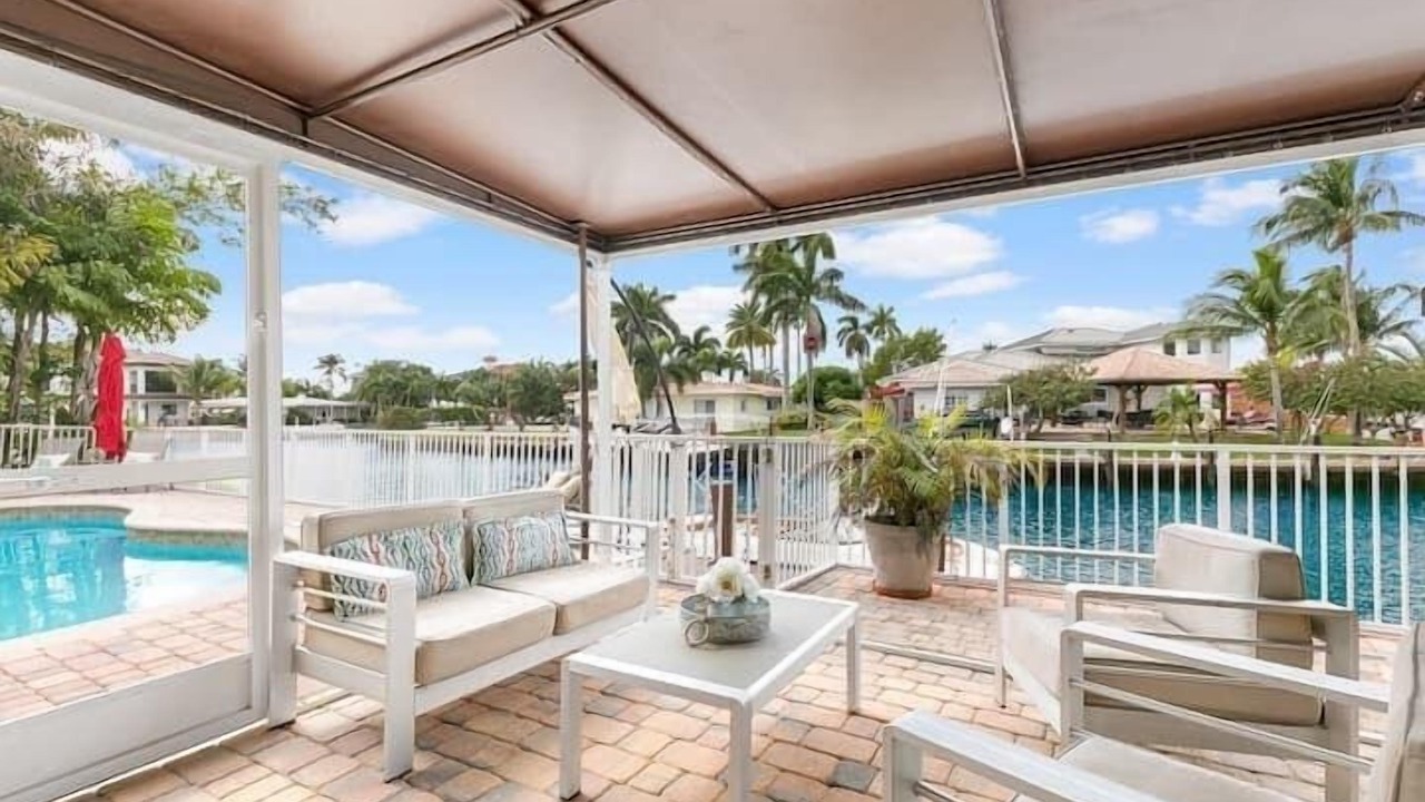 Photo of Outdoor in Garden Isles