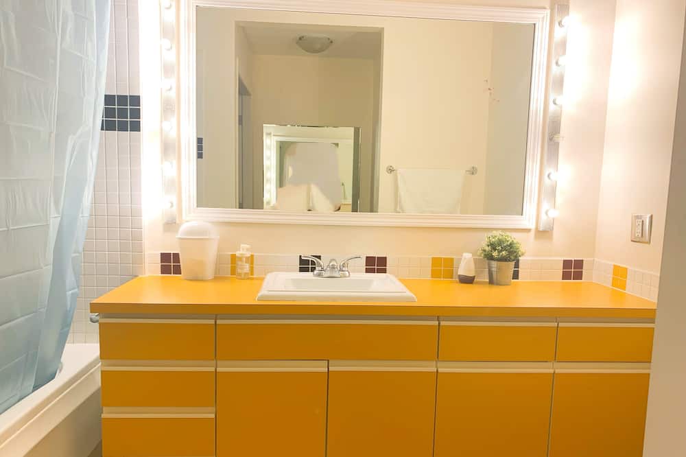 Photo of Bathroom in White Rock