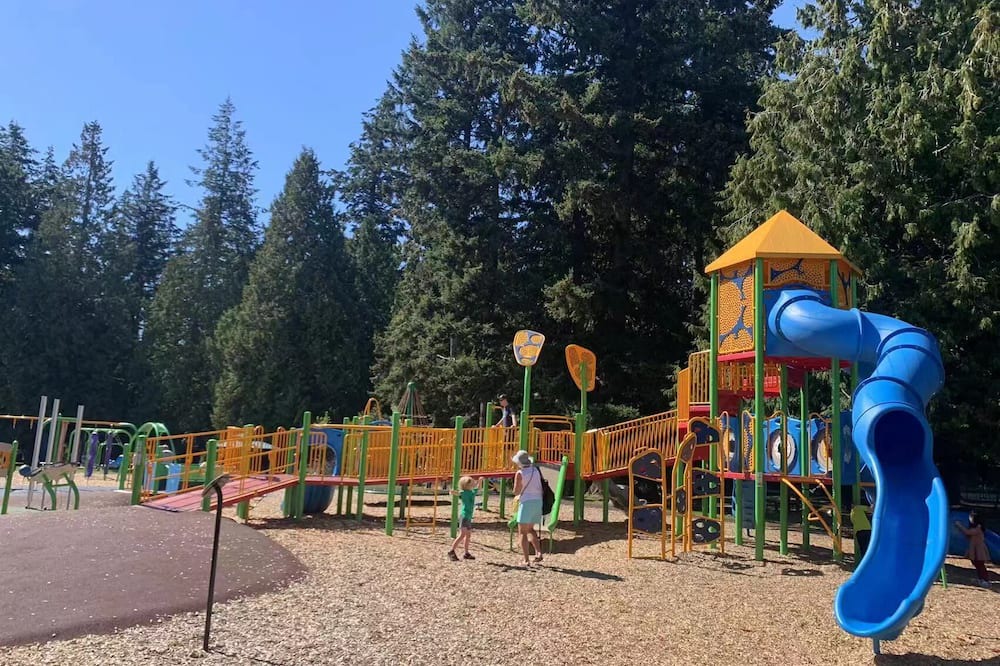 Photo of Others in White Rock