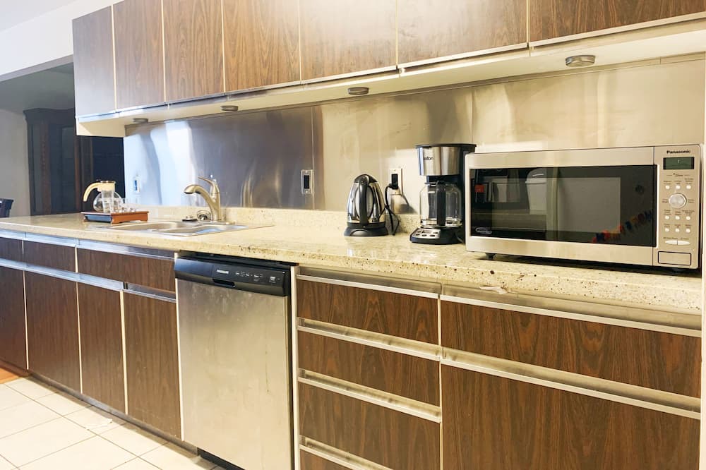Photo of Kitchen in White Rock