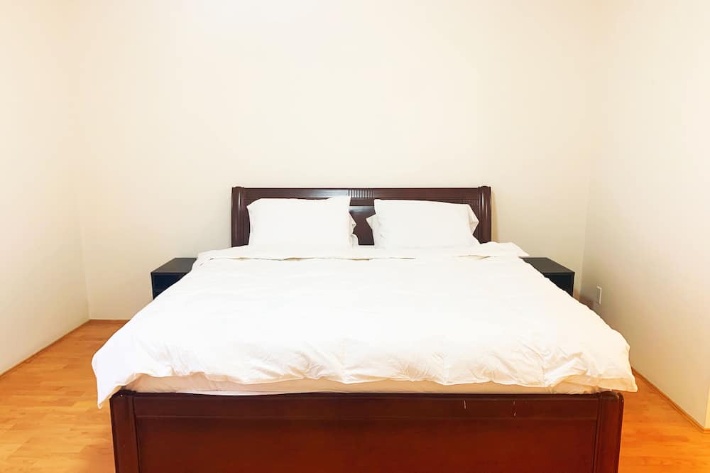 Photo of Bedroom in White Rock