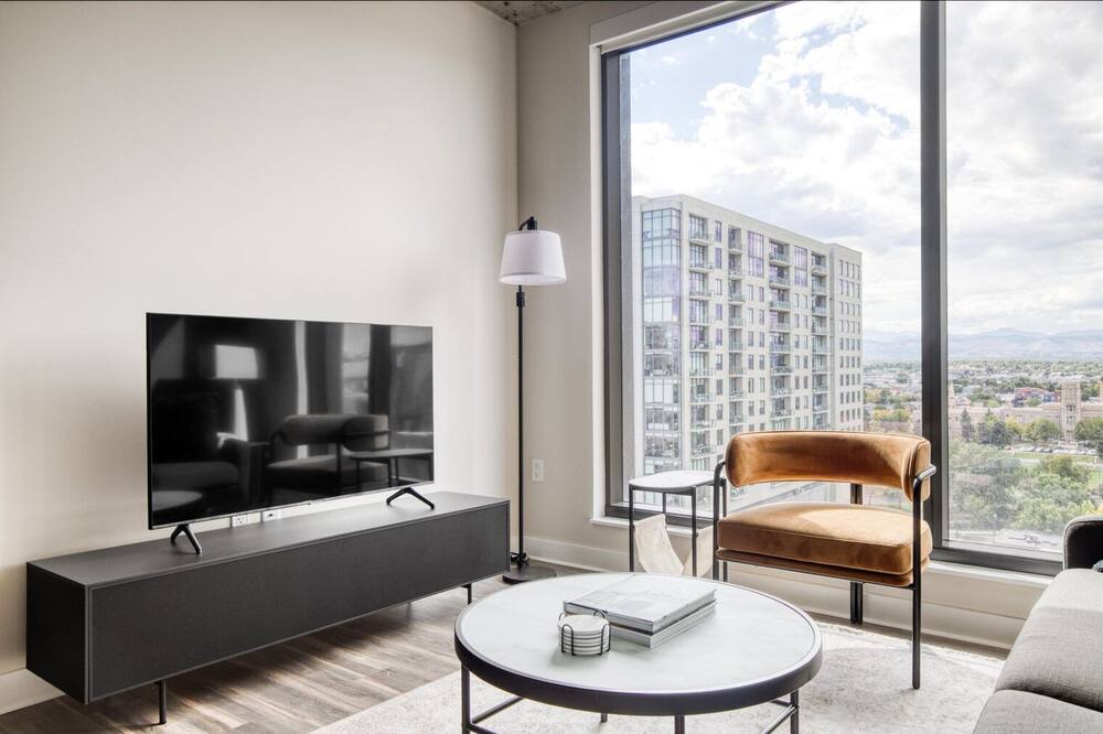 Photo of Livingroom in Golden Triangle
