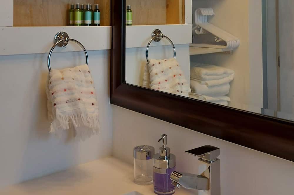 Photo of Bathroom in Armstrong