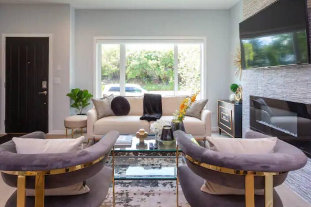 Photo of Bedroom in Highland Park
