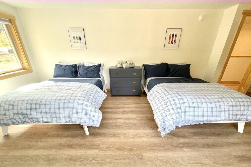 Photo of Bedroom in Notchland