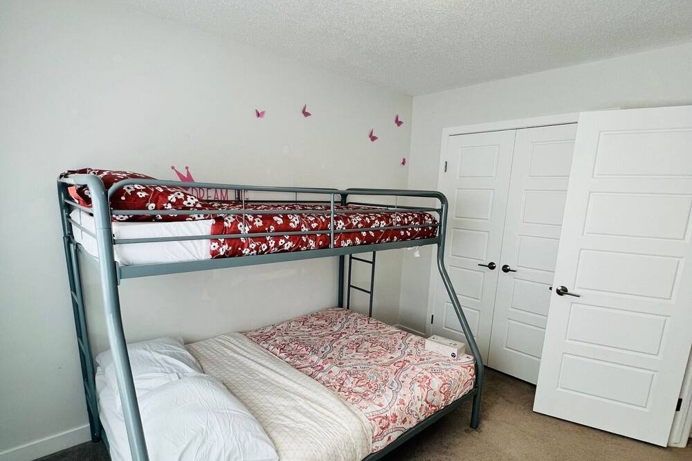 Photo of Bedroom in Airdrie
