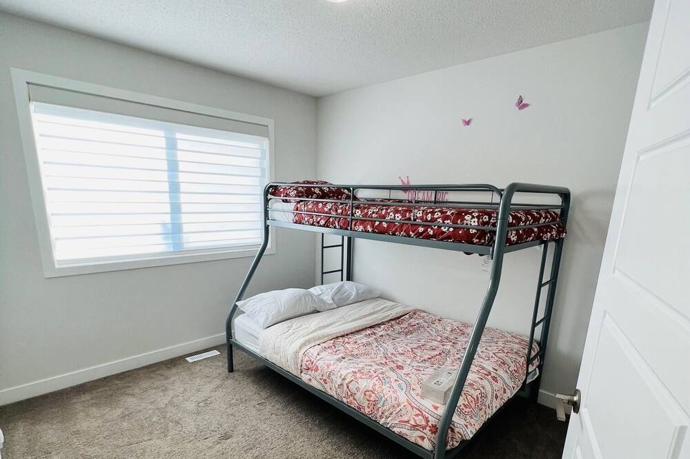 Photo of Bedroom in Airdrie