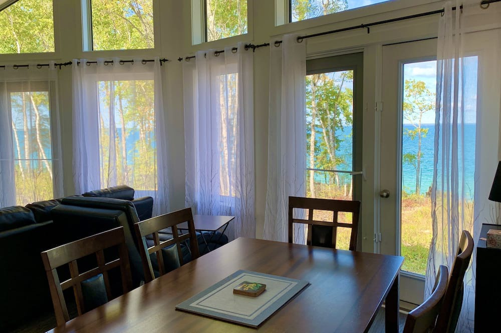 Photo of Livingroom in The Pas