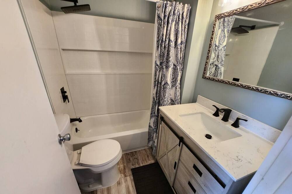 Photo of Bathroom in Bartlett