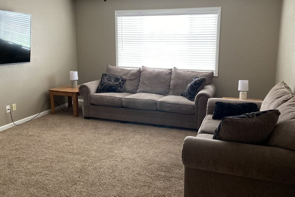 Photo of Bedroom in Greeley