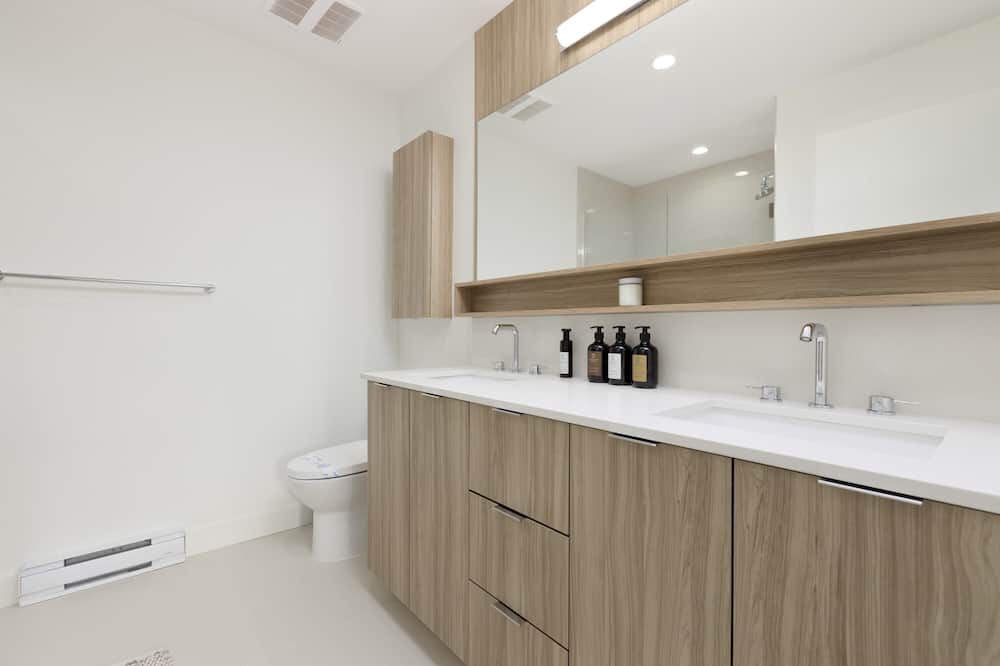 Photo of Bathroom in Coquitlam