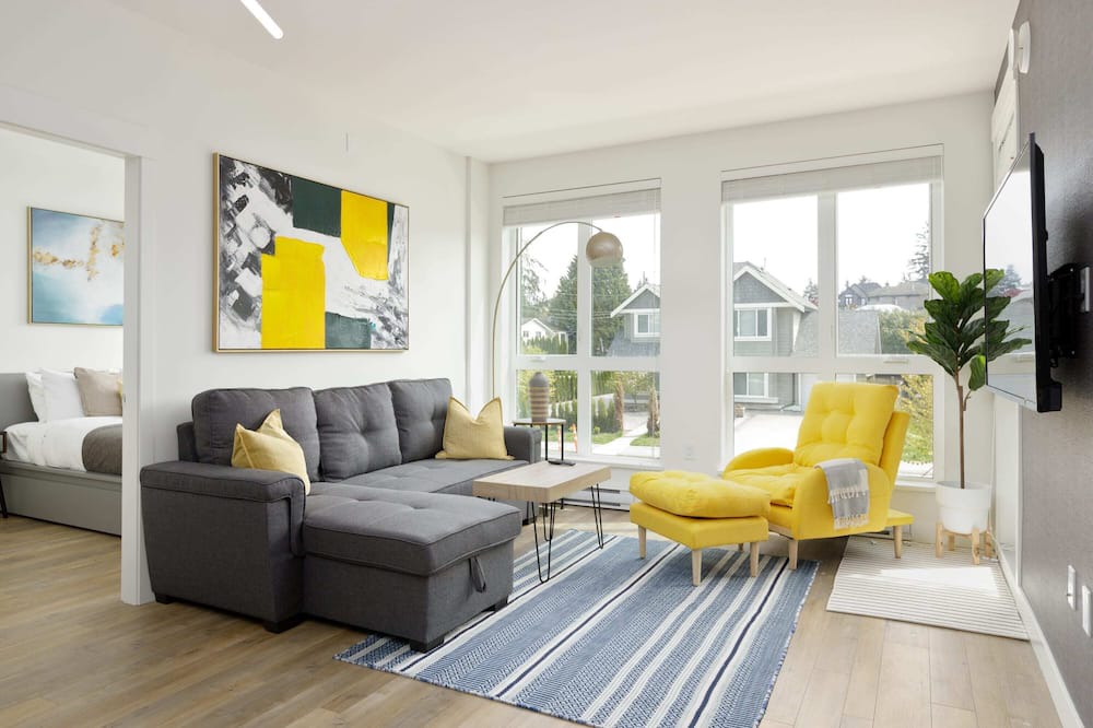 Photo of Livingroom in Coquitlam