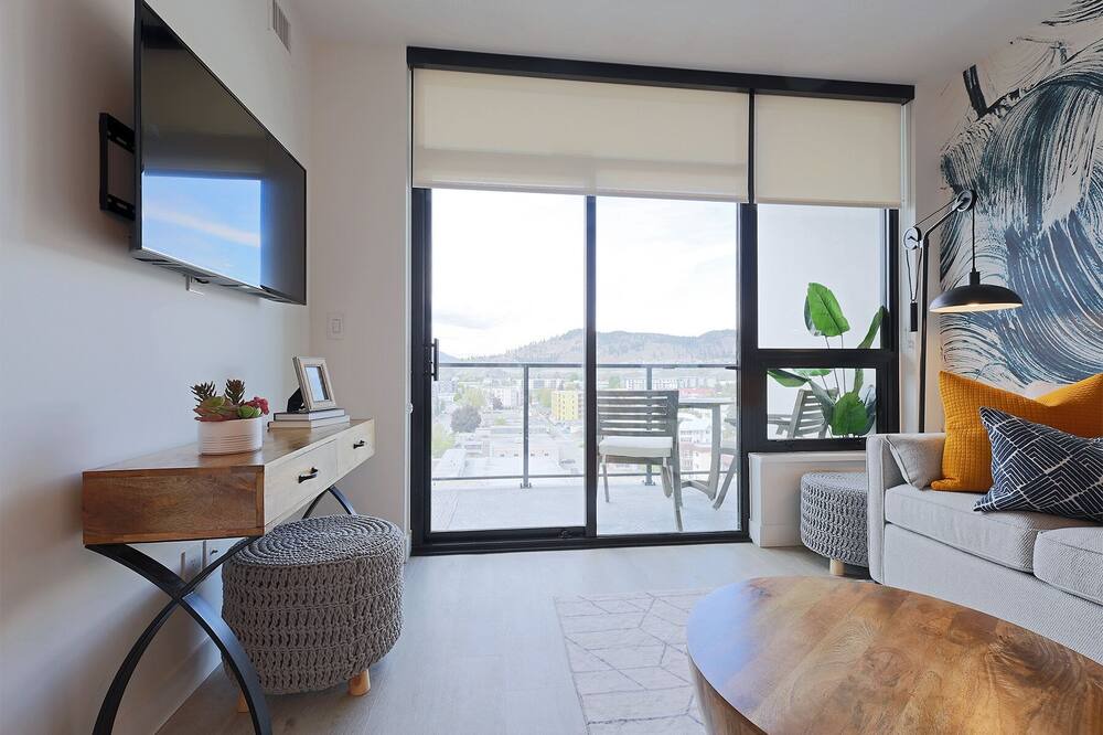 Photo of Livingroom in Kelowna Central Business District