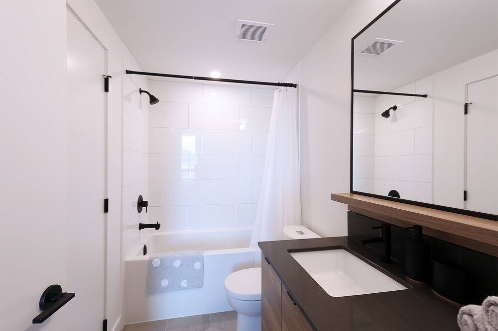 Photo of Bathroom in Kelowna Central Business District