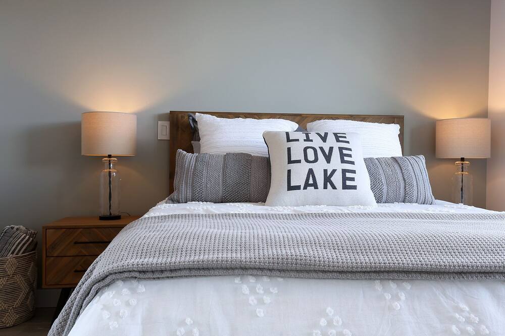 Photo of Bedroom in Kelowna Central Business District