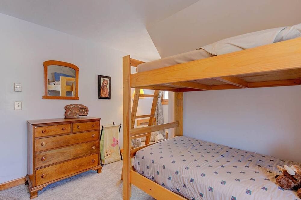 Photo of Bedroom in Birchview by the Saco