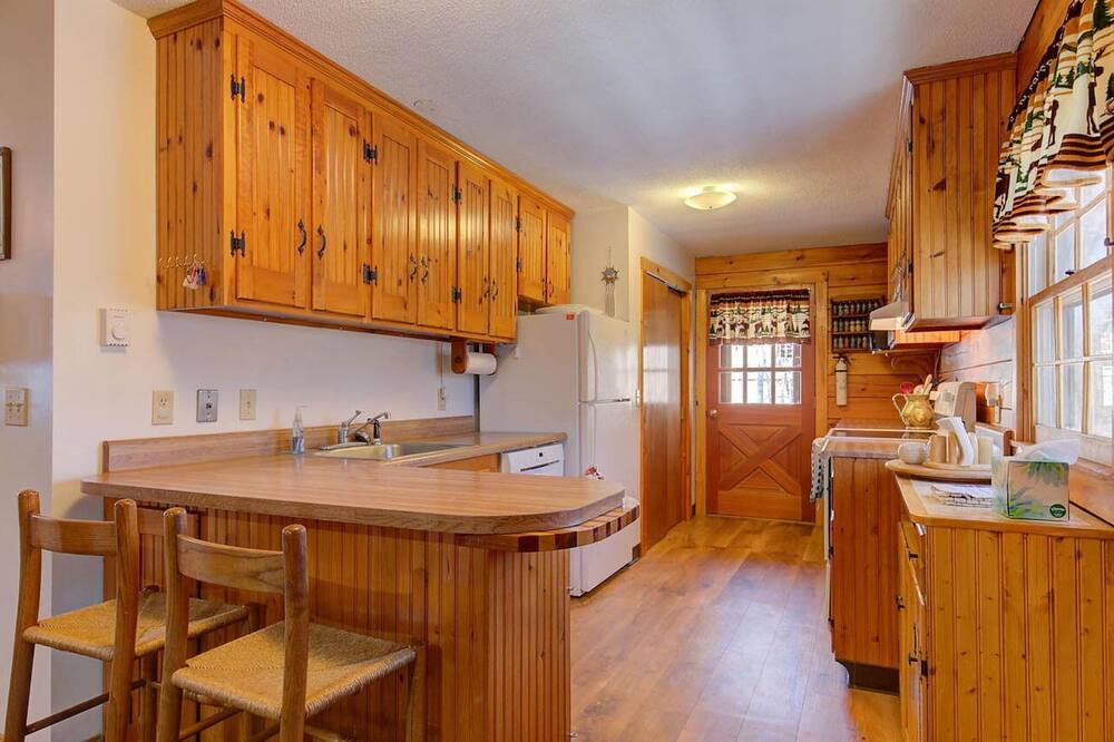 Photo of Kitchen in Birchview by the Saco