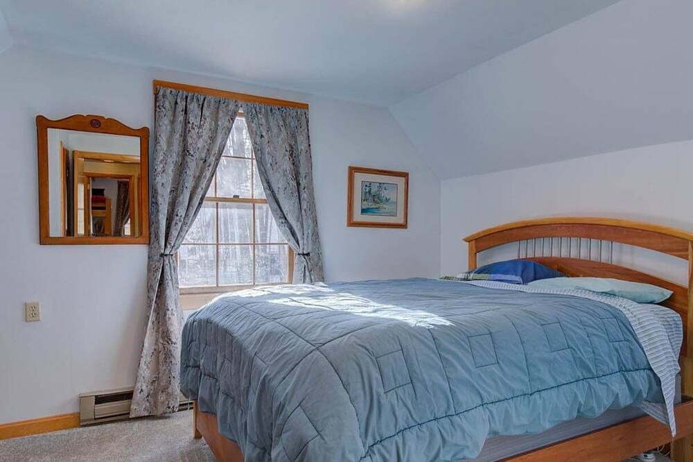 Photo of Bedroom in Birchview by the Saco