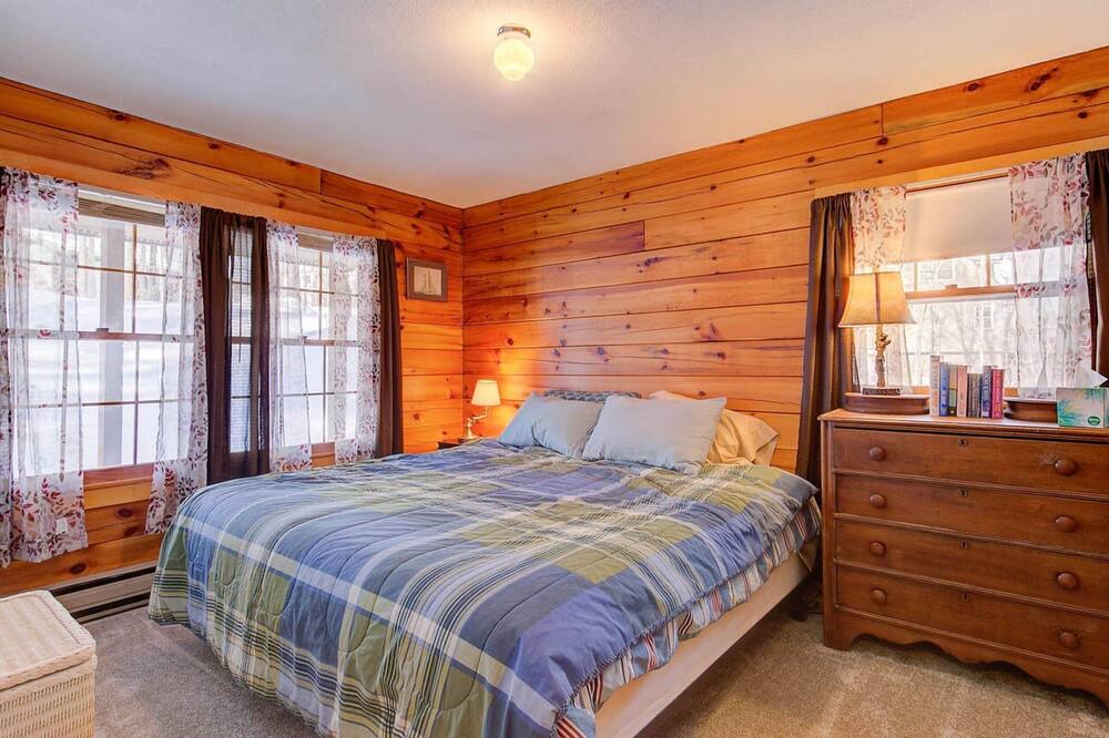 Photo of Bedroom in Birchview by the Saco