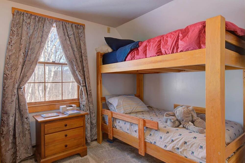 Photo of Bedroom in Birchview by the Saco