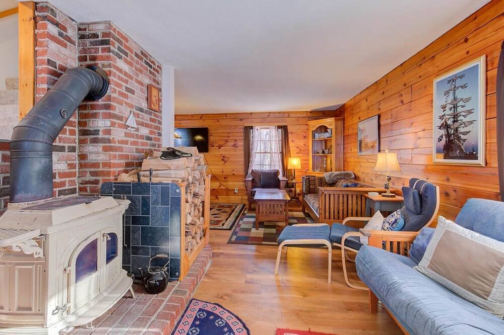 Photo of Livingroom in Birchview by the Saco