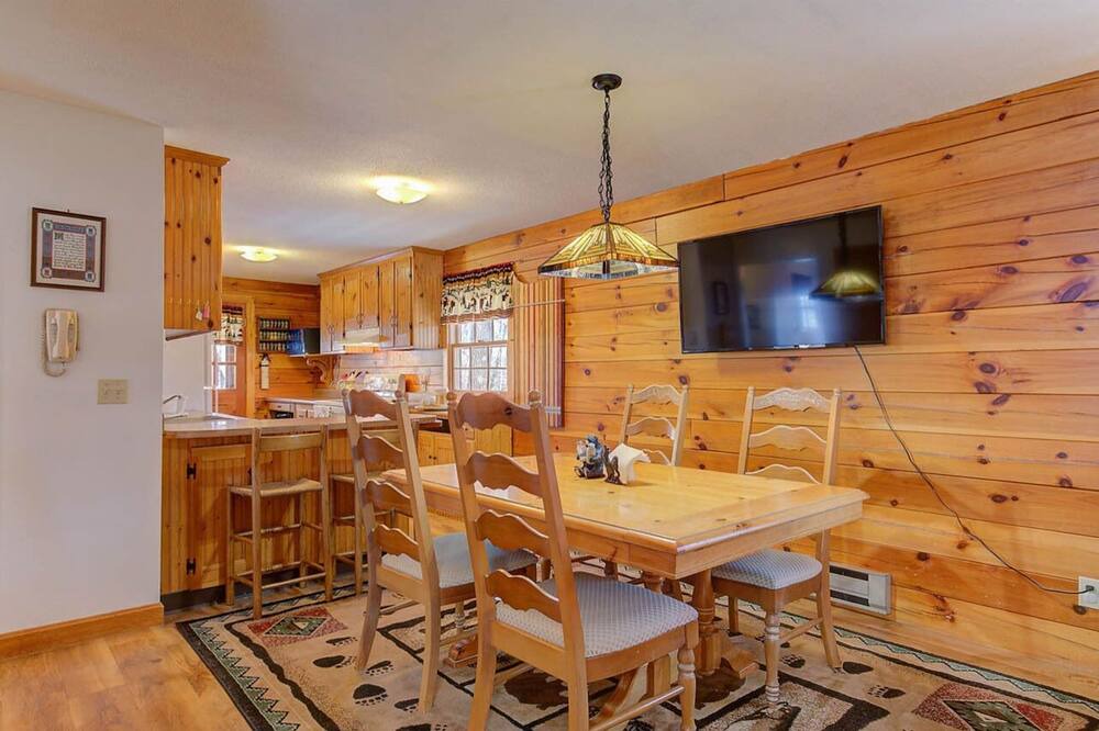 Photo of Kitchen in Birchview by the Saco