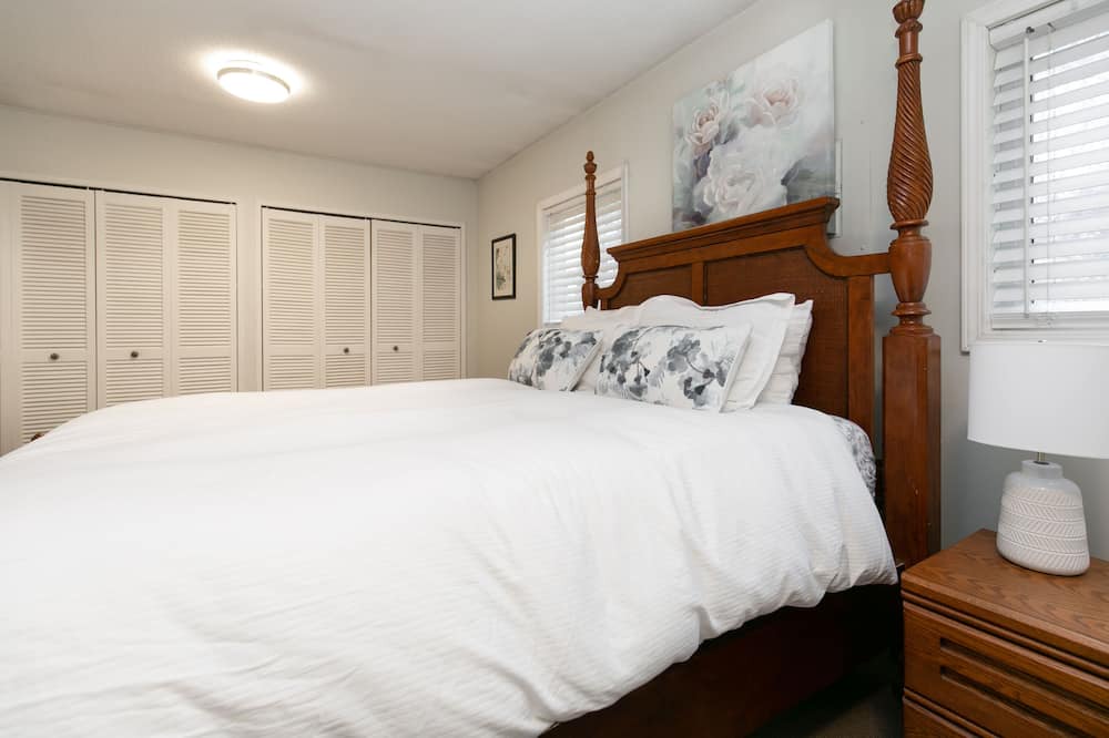 Photo of Bedroom in Juan de Fuca Electoral Area
