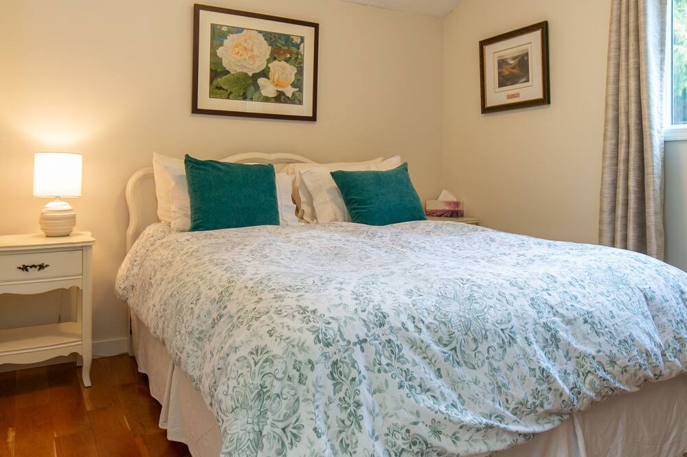 Photo of Bedroom in Juan de Fuca Electoral Area