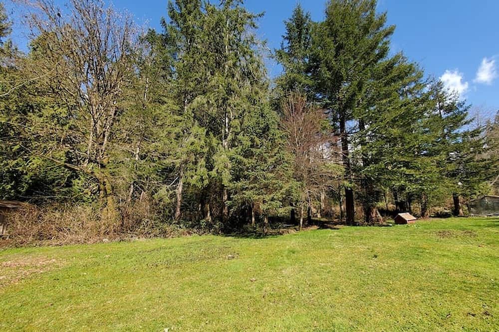 Photo of Outdoor in Woodfibre