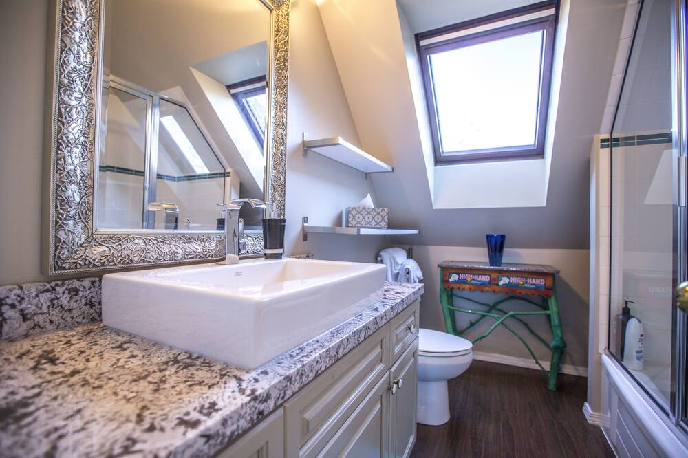 Photo of Bathroom in Kitsilano