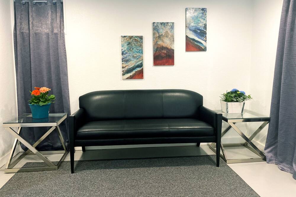 Photo of Livingroom in University