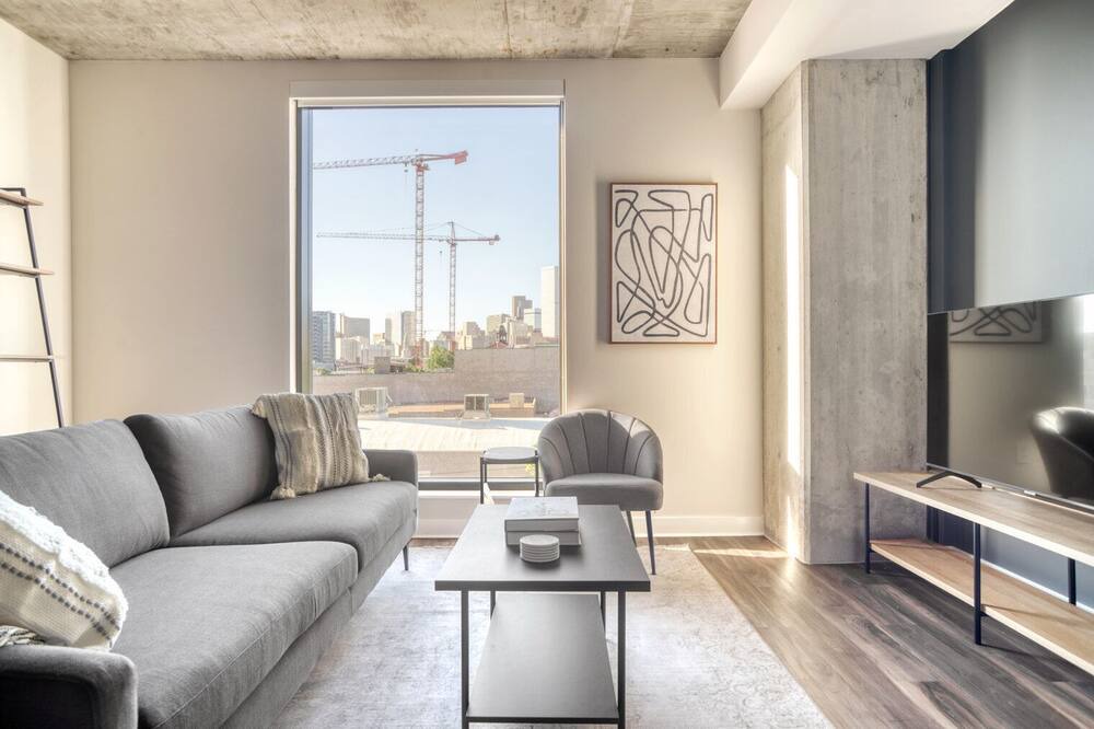 Photo of Livingroom in Golden Triangle