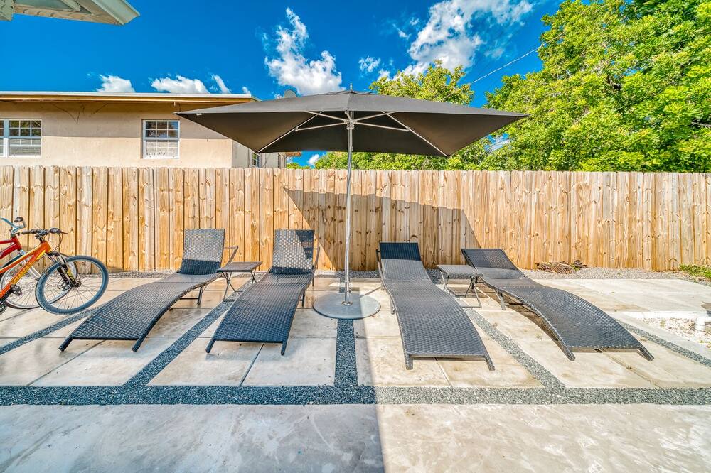 Photo of Patio Balcony in Ives Estates