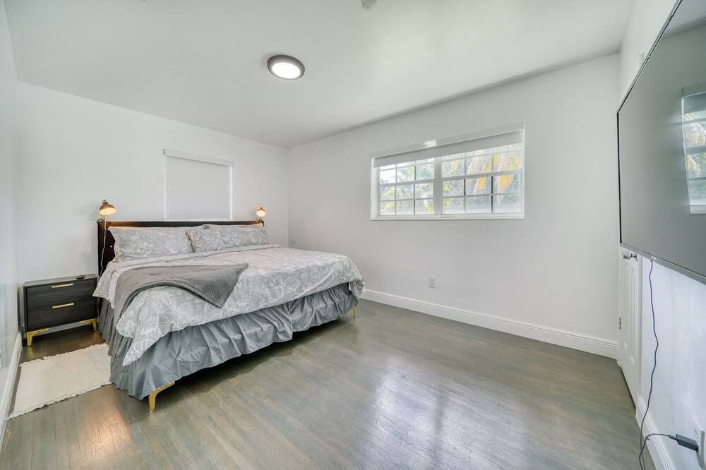 Photo of Bedroom in Ives Estates