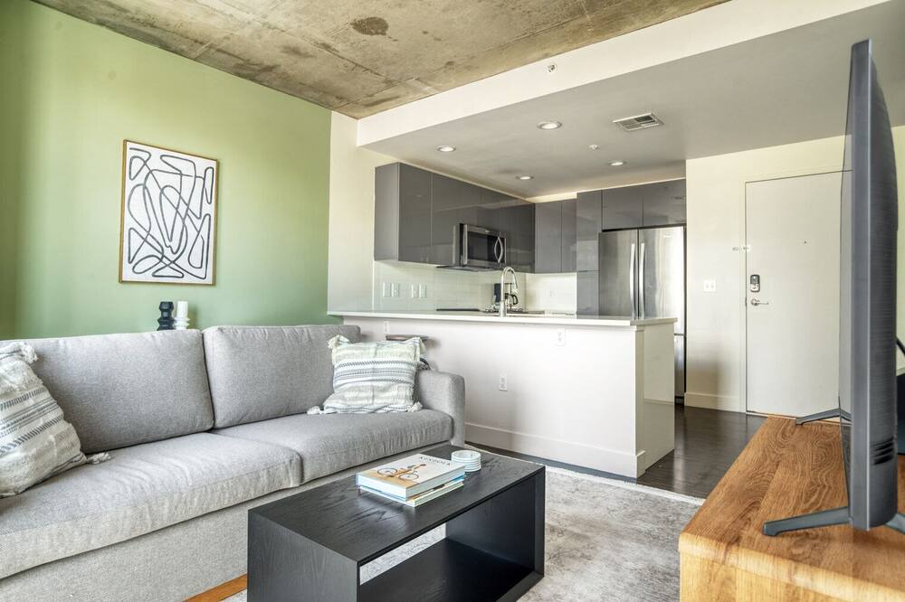 Photo of Livingroom in Golden Triangle