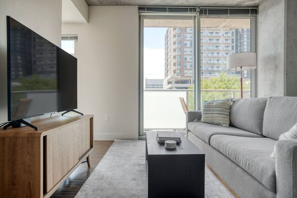 Photo of Livingroom in Golden Triangle