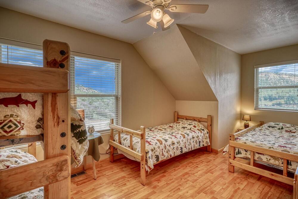 Photo of Bedroom in Pagosa Springs
