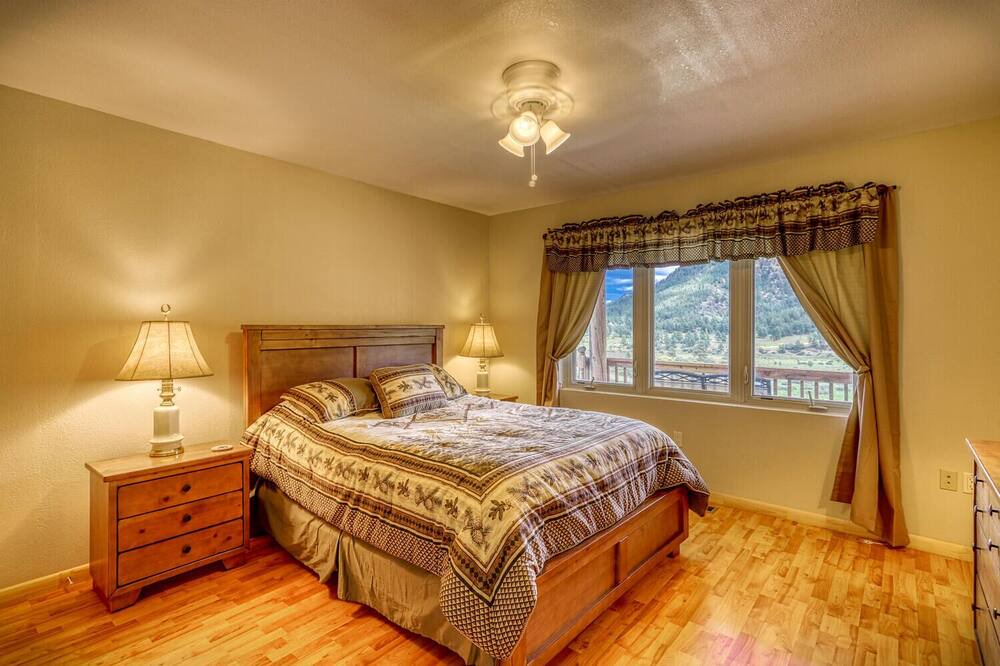 Photo of Bedroom in Pagosa Springs
