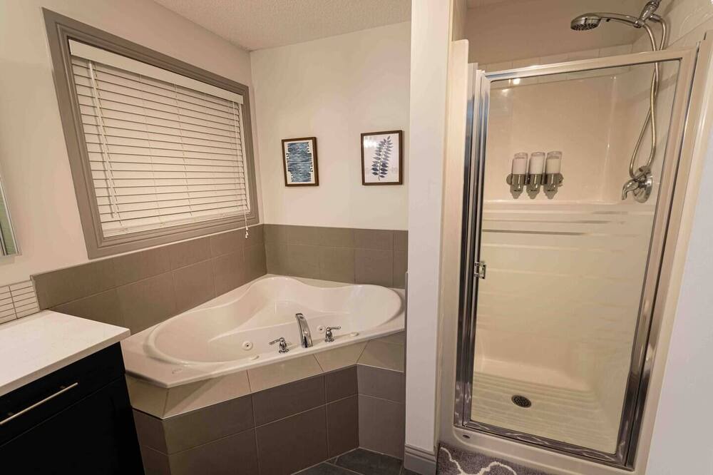 Photo of Bathroom in Southeast Edmonton