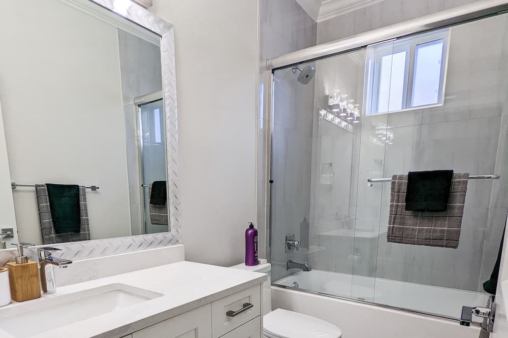 Photo of Bathroom in Burnaby