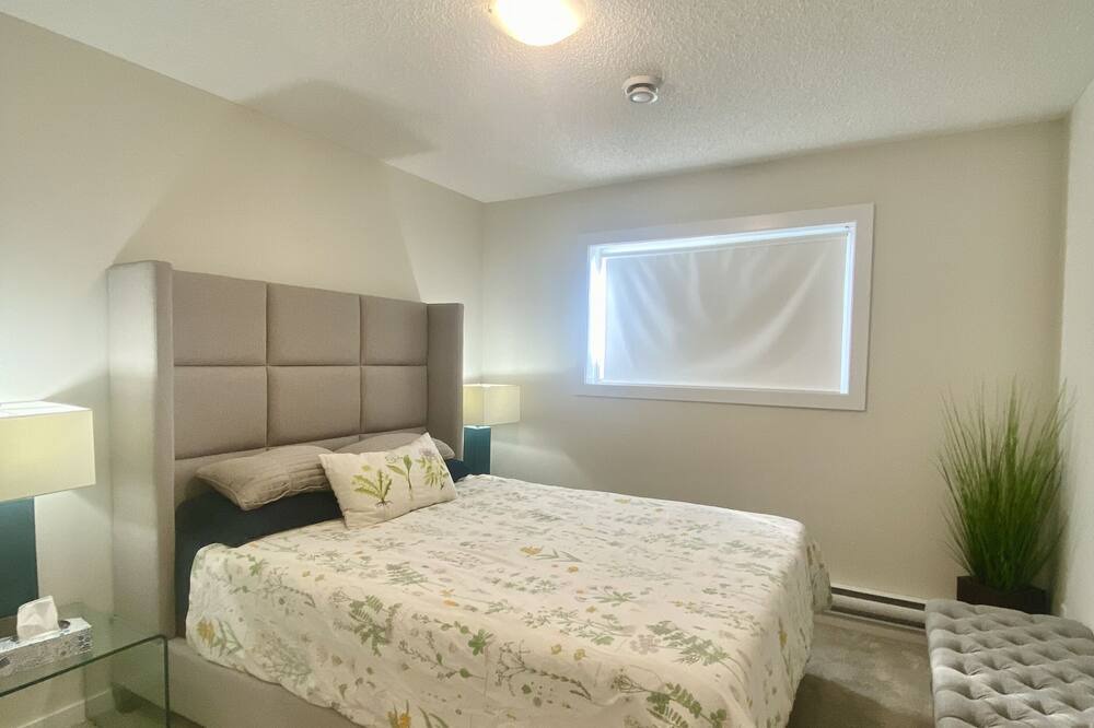 Photo of Bedroom in Fort Saskatchewan