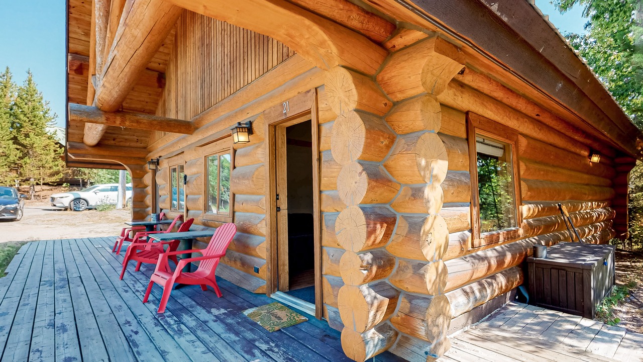 Photo of Patio Balcony in Lac Le Jeune