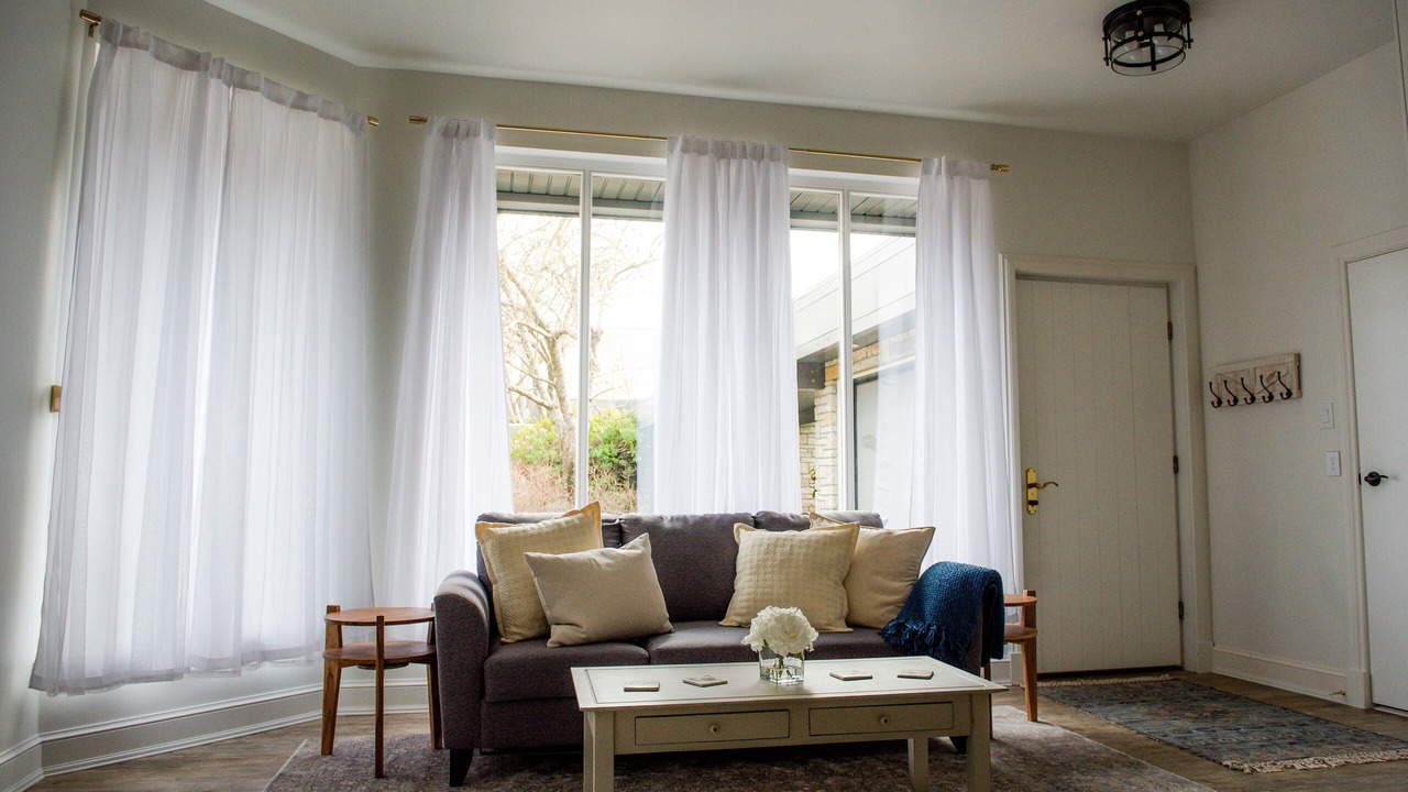 Photo of Livingroom in Cobble Hill